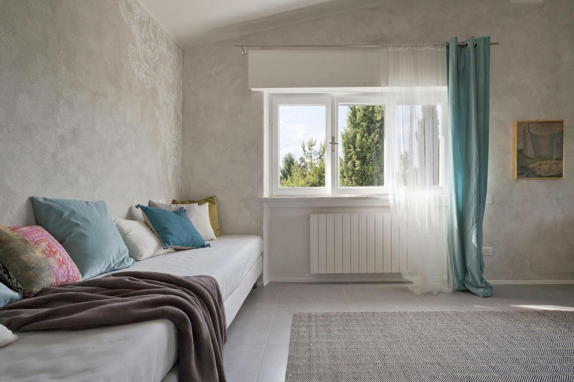 Villa De Hura Apartment Bergamo Bagian luar foto