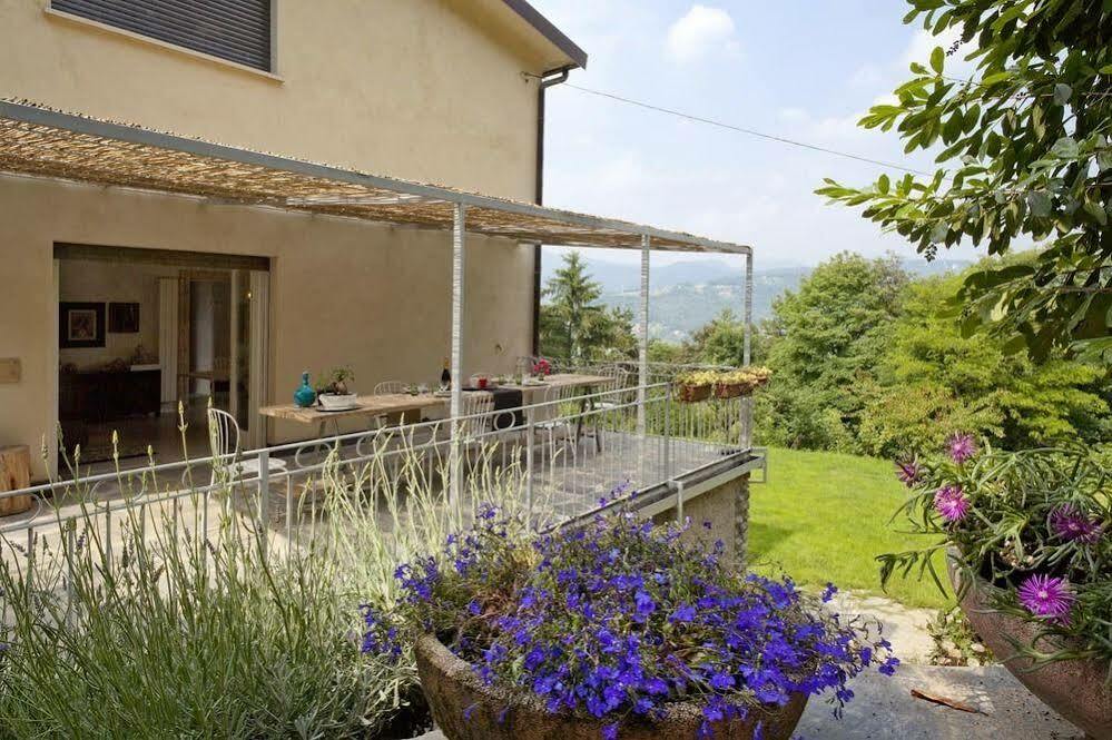Villa De Hura Apartment Bergamo Bagian luar foto